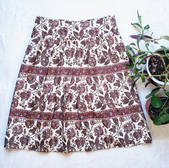 Pattern Silk Skirt with pockets! - Picture 1 of 7